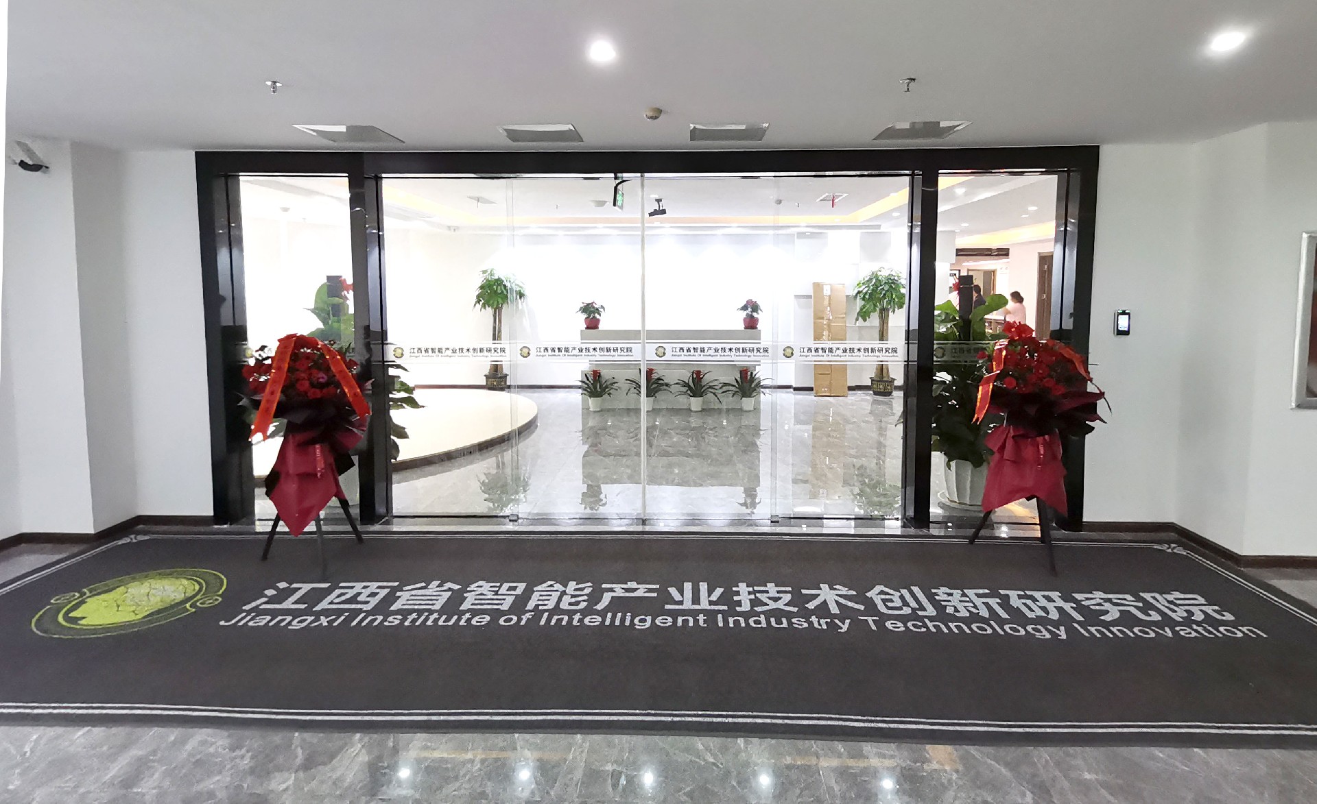 1657000667112162.jpg 1657000667112162.jpg